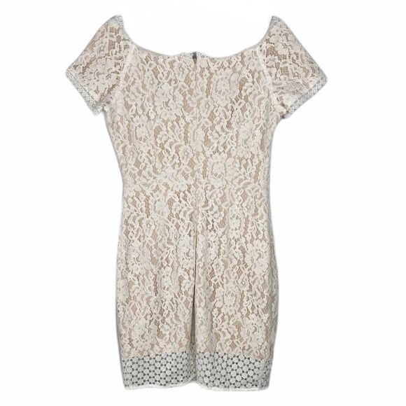 ESLEY White Lace Off Shoulder Dress Size Small - Picture 4 of 7